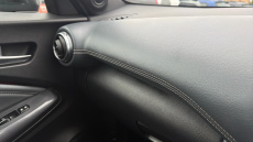 Nissan Juke 1.0 DiG-T N-Connecta 5dr Petrol Hatchback